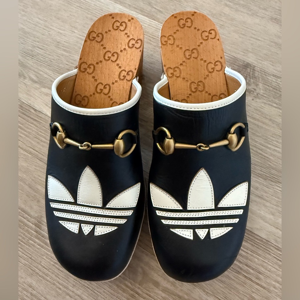Gucci x Adidas Women's Black and White Clogs